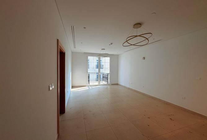 985029 - Property Image 2