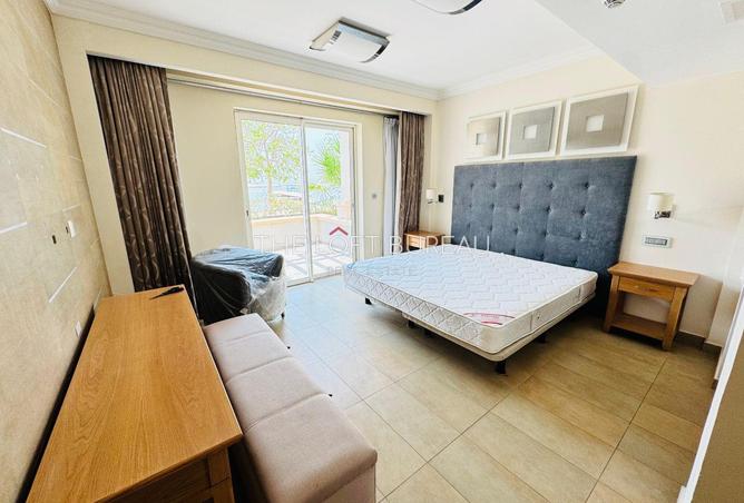 899641 - Property Image 3