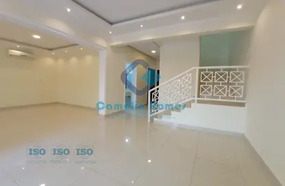 Compound - 4 Bedrooms - 4 Bathrooms for rent in Al Dana st - Muraikh - AlMuraikh - Doha