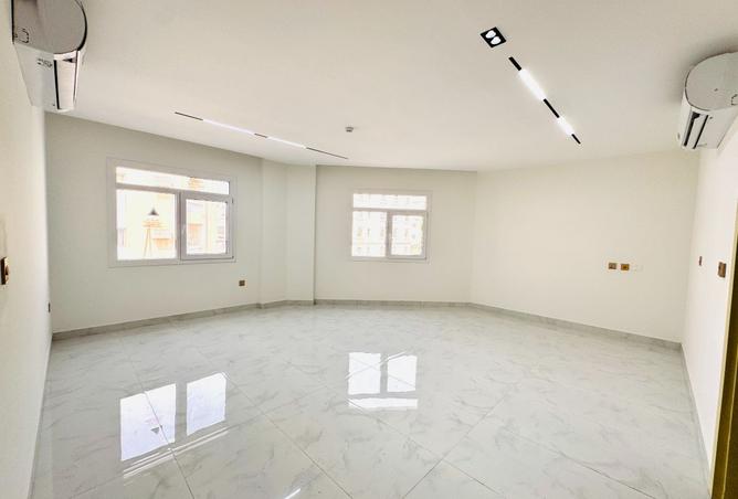 975225 - Property Main Image