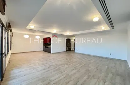 Apartment - 2 Bedrooms - 3 Bathrooms for rent in East Porto Drive - Porto Arabia - The Pearl Island - Doha