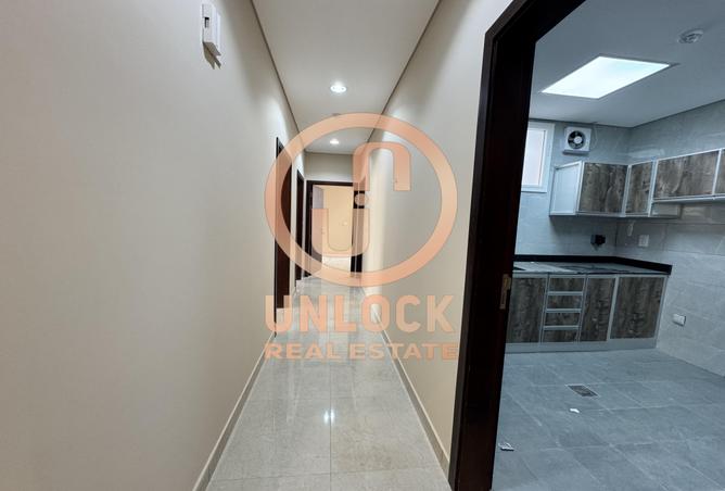 951280 - Property Image 3