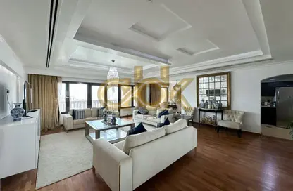 Apartment - 3 Bedrooms - 4 Bathrooms for sale in East Porto Drive - Porto Arabia - The Pearl Island - Doha