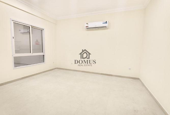 997687 - Property Main Image