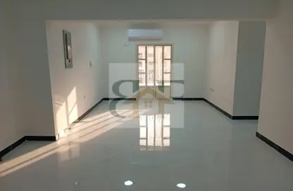 Apartment - 3 Bedrooms - 3 Bathrooms for rent in Al Muntazah Street - Al Muntazah - Doha
