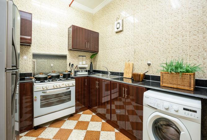 794433 - Property Image 2