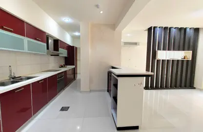 Apartment - 2 Bedrooms - 2 Bathrooms for rent in Umm Ghwailina Comm - Umm Ghuwalina - Umm Ghuwailina - Doha
