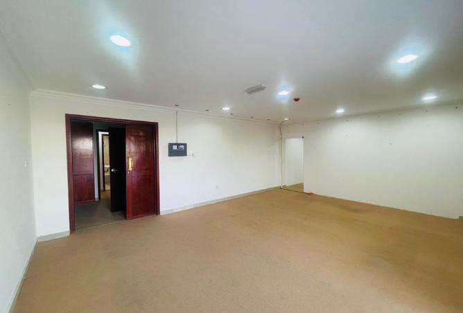 931431 - Property Image 2