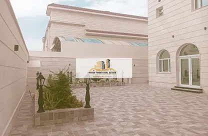 Villa for sale in Ain Khaled - Ain Khaled - Doha