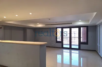 Apartment - 2 Bedrooms - 3 Bathrooms for rent in East Porto Drive - Porto Arabia - The Pearl Island - Doha