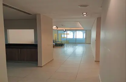 Apartment - 1 Bedroom - 2 Bathrooms for rent in Viva Bahriyah - The Pearl Island - Doha