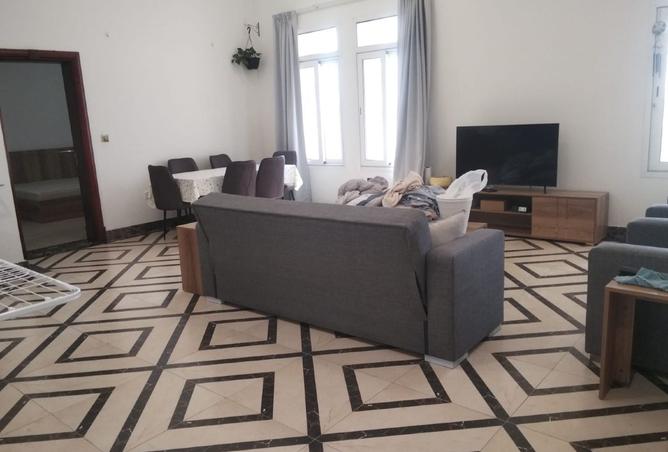 998290 - Property Image 2