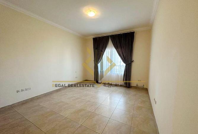 968868 - Property Image 2
