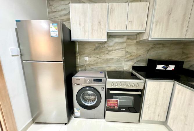 976893 - Property Image 3