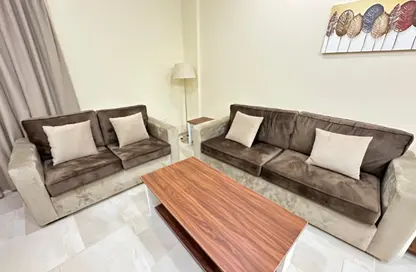 Apartment - 2 Bedrooms - 3 Bathrooms for rent in Al Nasr Street - Al Nasr - Doha