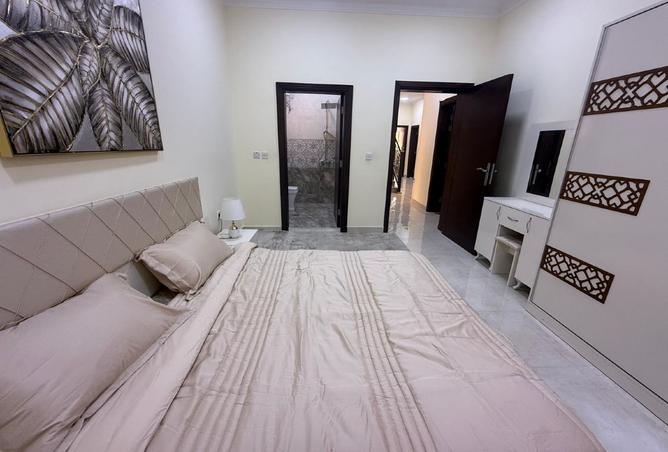 932995 - Property Image 3