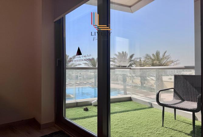 942326 - Property Image 2