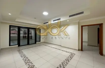 Apartment - 1 Bedroom - 2 Bathrooms for rent in East Porto Drive - Porto Arabia - The Pearl Island - Doha