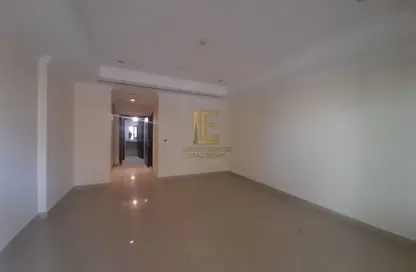 Apartment - 1 Bedroom - 3 Bathrooms for rent in West Porto Drive - Porto Arabia - The Pearl Island - Doha