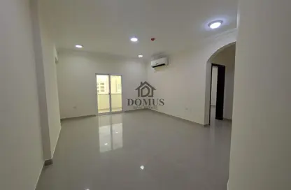 Apartment - 3 Bedrooms - 3 Bathrooms for rent in Al Zubair Bakkar Street - Al Sadd - Doha