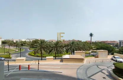 شقة - غرفة نوم - 2 حمامات للايجار في فيفا غرب - فيفا بحرية - جزيرة اللؤلؤة - الدوحة