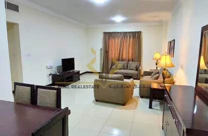 Apartment - 2 Bedrooms - 2 Bathrooms for rent in Al Sadd Road - Al Sadd - Doha