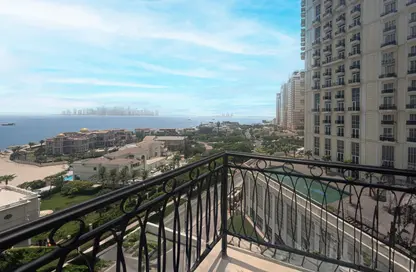 Apartment - 2 Bedrooms - 3 Bathrooms for rent in Floresta Gardens - Floresta Gardens - The Pearl Island - Doha