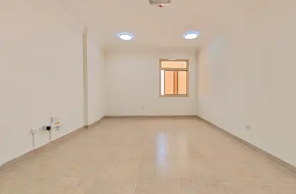 Apartment - 2 Bedrooms - 2 Bathrooms for rent in Al Sadd Road - Al Sadd - Doha