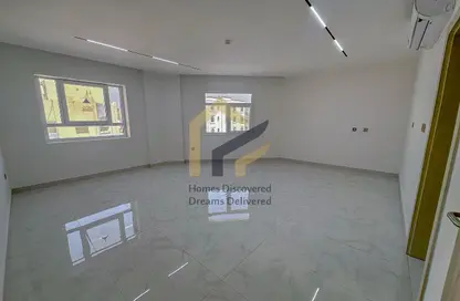 Apartment - 2 Bedrooms - 2 Bathrooms for rent in Madinat Khalifa Building 58 - Madinat Khalifa South - Madinat Khalifa - Doha