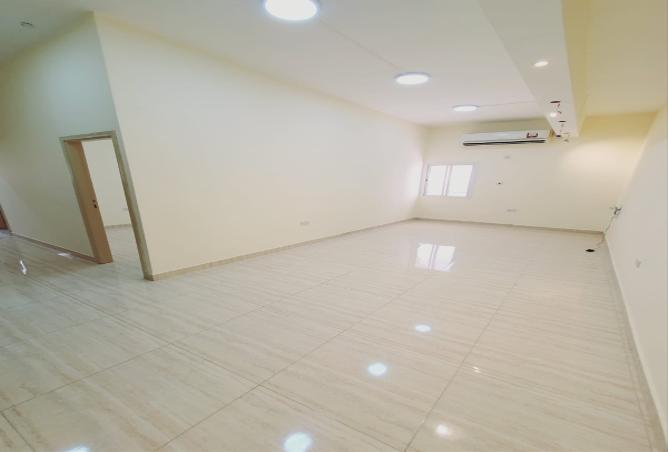 942784 - Property Image 2
