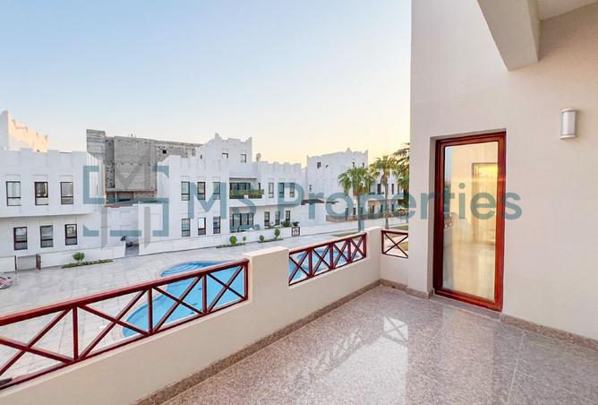 981216 - Property Image 3