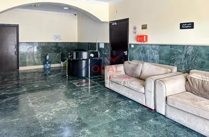 شقة - 2 غرف نوم - 2 حمامات للايجار في ريجنسي رزدنس مشيرب - مشيرب - الدوحة