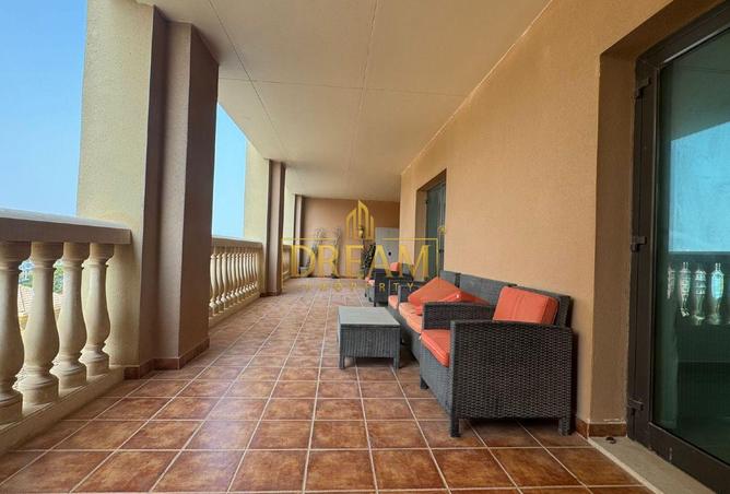 967627 - Property Main Image