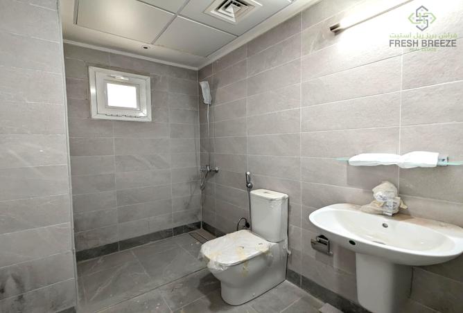 903587 - Property Image 3