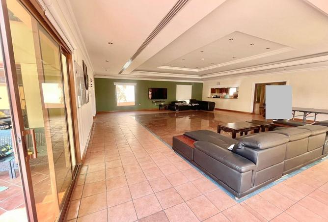 930030 - Property Image 3