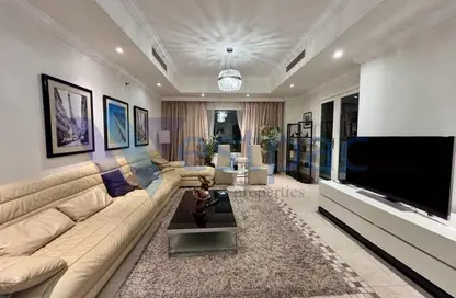 Apartment - 2 Bedrooms - 3 Bathrooms for rent in East Porto Drive - Porto Arabia - The Pearl Island - Doha