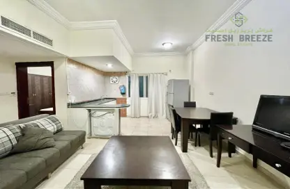 Apartment - 1 Bedroom - 1 Bathroom for rent in Old Salata - Salata - Doha