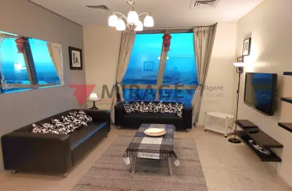 صورة لـ غرفة المعيشة شقة - 2 غرف نوم - 2 حمامات للايجار في برج زجزاج  ب - أبراج زجزاج - الخليج الغربي - الدوحة ، صورة رقم 1