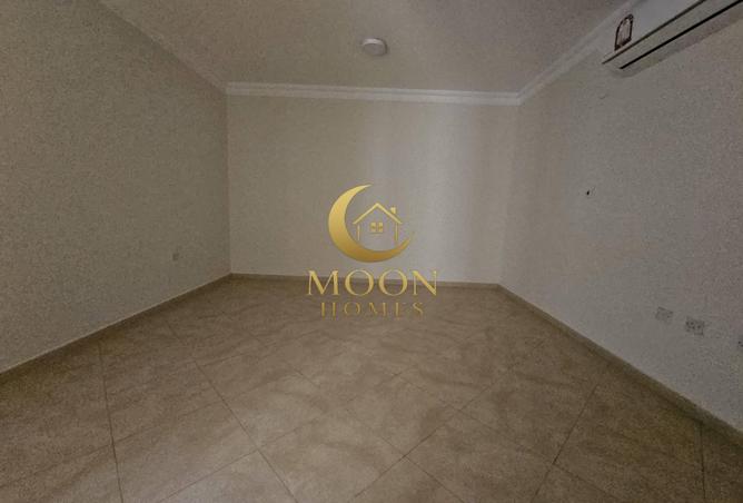 972831 - Property Image 3