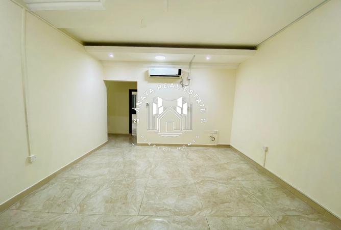 971945 - Property Image 2