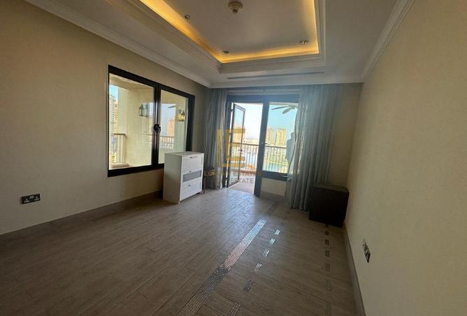 896299 - Property Image 2