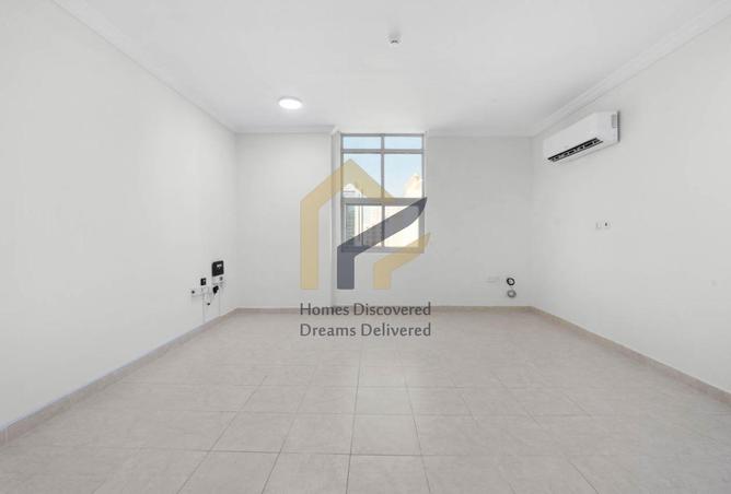 940304 - Property Main Image