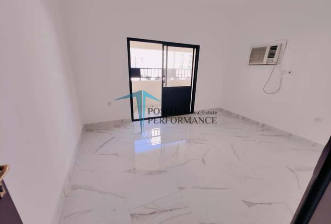 978435 - Property Image 2