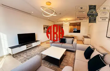 Apartment - 2 Bedrooms - 4 Bathrooms for rent in Floresta Gardens - Floresta Gardens - The Pearl Island - Doha