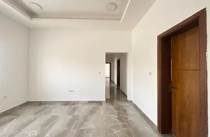 Apartment - 2 Bedrooms - 1 Bathroom for rent in Umm Qarn - Al Daayen