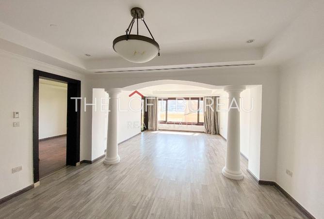 944686 - Property Image 3