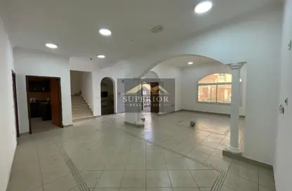 فيلا - 3 غرف نوم - 4 حمامات للايجار في مريخ - المريخ - الدوحة