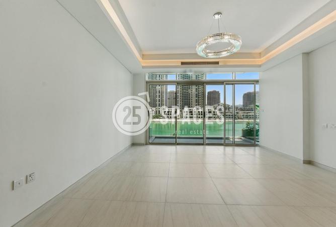 906488 - Property Image 2
