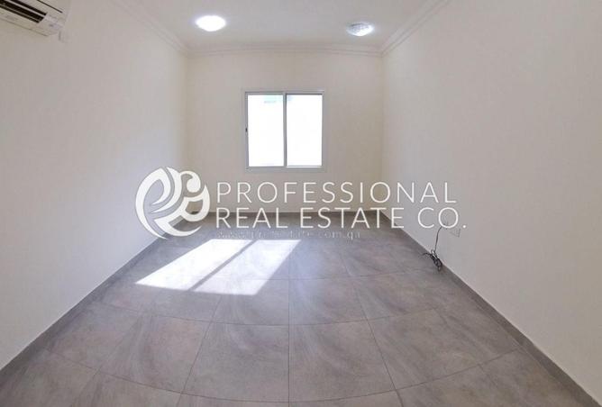 946548 - Property Image 2