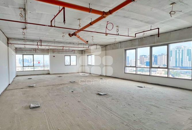 932598 - Property Image 2